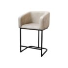 napivkrislo-steve-armchair-bezheve-chorni-nihky Сучасне напівкрісло Steve armchair м'яке бежевого кольору на чорному металевому каркасі