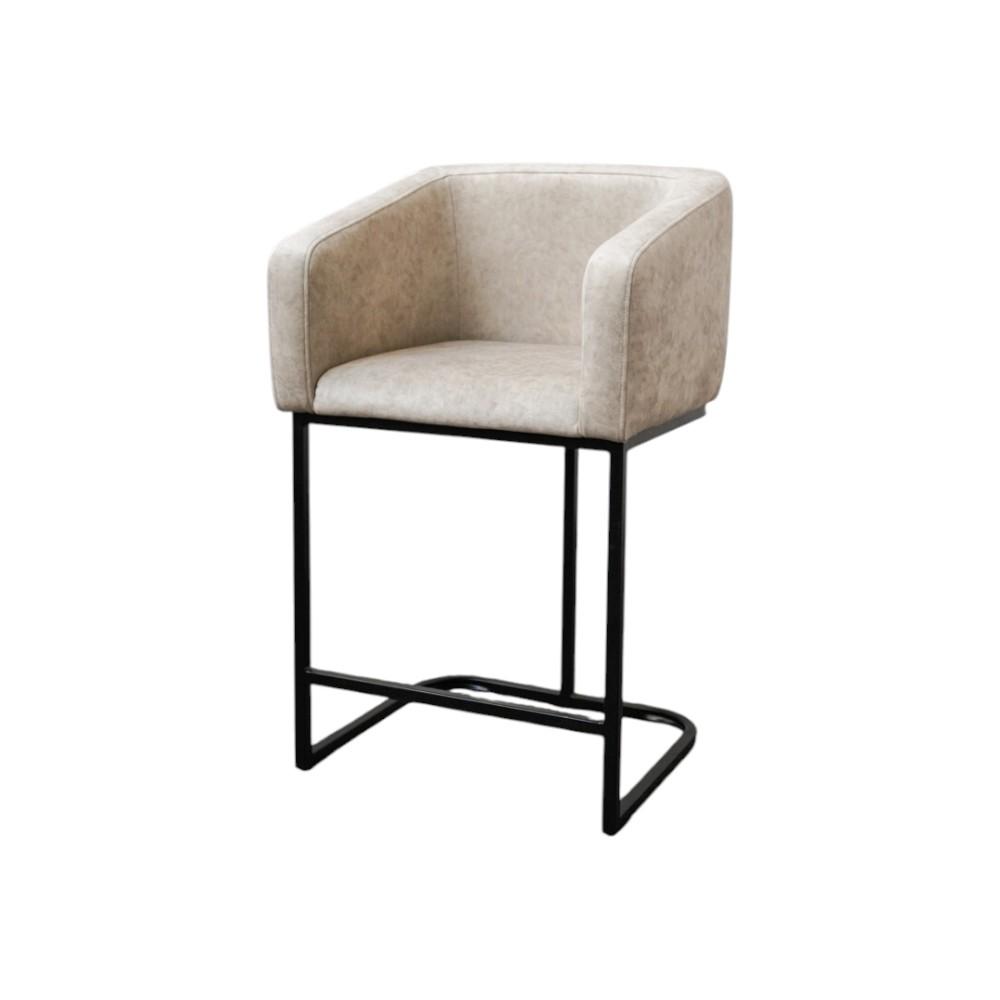 napivkrislo-steve-armchair-bezheve-chorni-nihky Сучасне напівкрісло Steve armchair м'яке бежевого кольору на чорному металевому каркасі