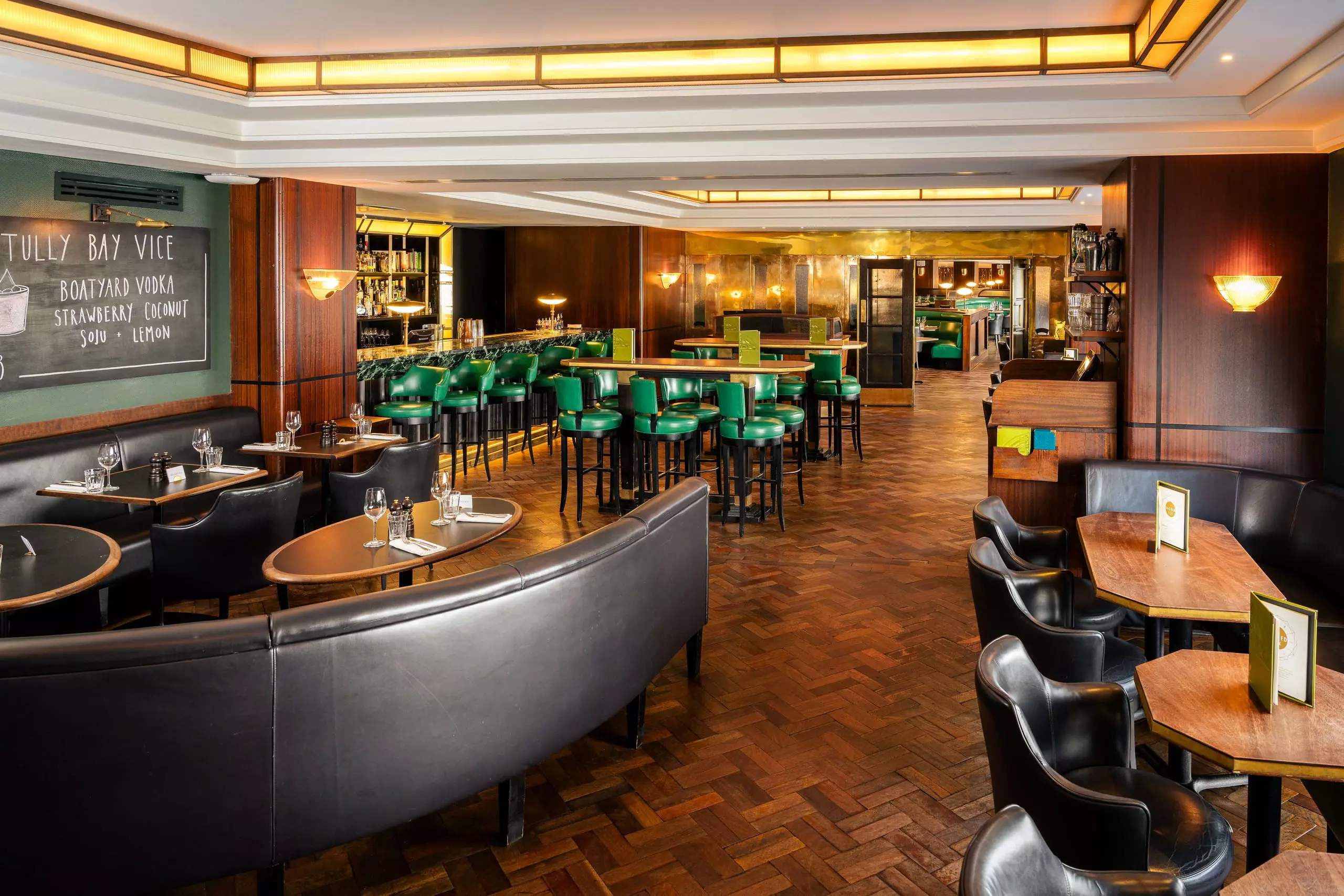 Hawksmoor (Лондон, UK)